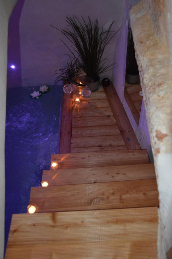 Ostuni 21Mqsuitehomes, Appartamento Con Mini Piscina Privata, Appartamenti Con Vasca Idromassaggio & Appartamenti Standard Exteriér fotografie